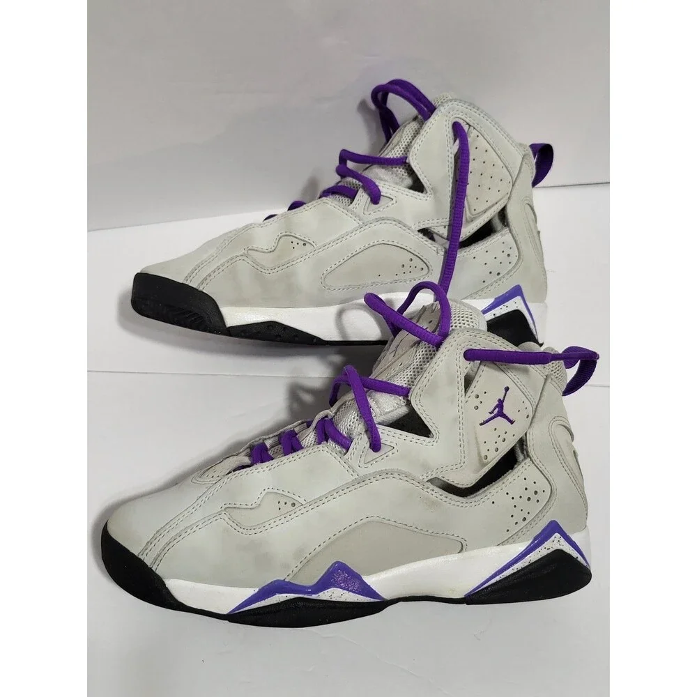Air Jordan True Flight Grey Purple Shoes 343795-052 Size Youth 5Y